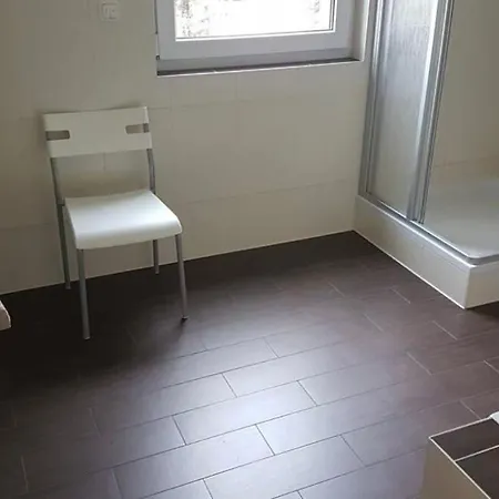 Ruhige 3 Zimmerwohnung In Moeckern Apartment Leipzig