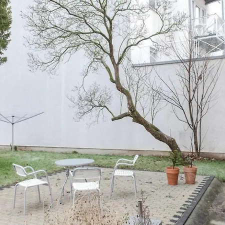 Apartment Ruhige 3 Zimmerwohnung In Moeckern Leipzig